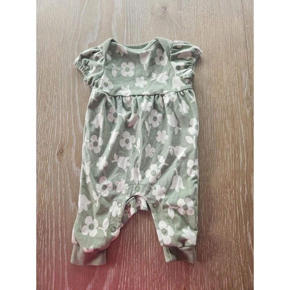 Cat and jack newborn outfit